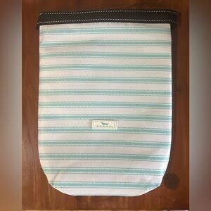 NWT Scout Teal and White Striped All Bottled Up Pouch With Attachment Buckles
